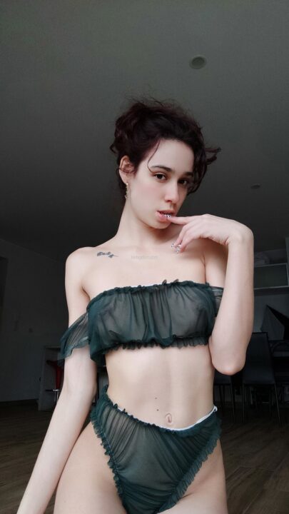 Anet Centeno – @angelitoenlatierra – pack compilation[photos+video]