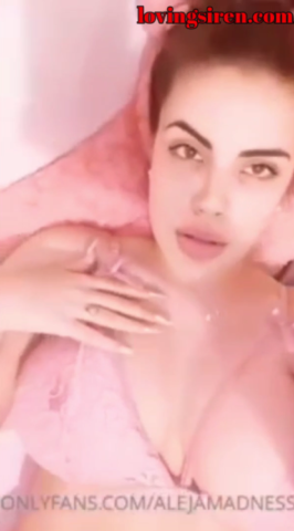 Alejamadness – te gustaria comerme las tetas?