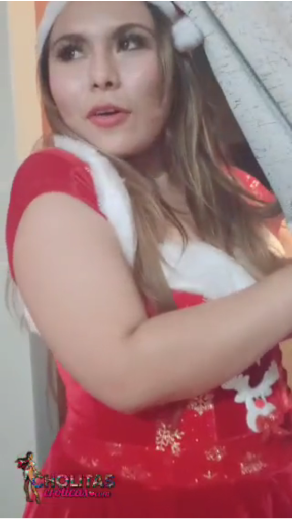 Cholitaseroticas - negrito pide su regalo de navidad y se come athenea cine - Lovingsiren