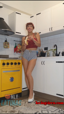 Xoana Gonzales – Como le gusta la banana