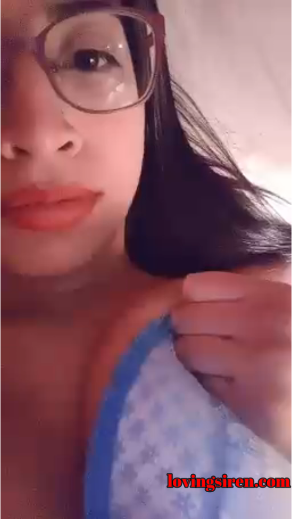 INES MORENO FRANCO - LATINA LIVE EN PERISCOPE XXX - Lovingsiren