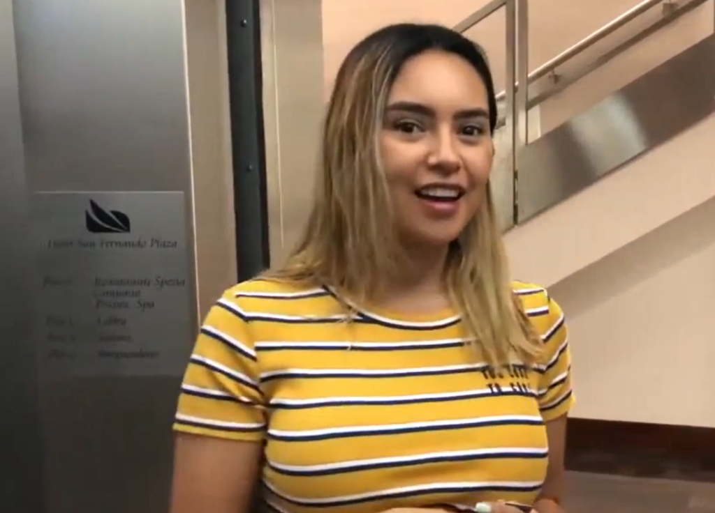 ME ENCUENTRO CON UNA COLOMBIANA EN EL ASCENSOR Y ME LA FOLLO - Lovingsiren