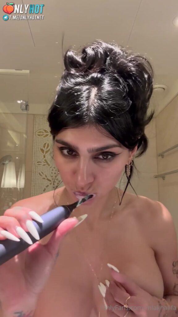 MIA KHALIFA - Taking a bath showing tits ONLYFANS - Lovingsiren MIA KHALIFA - Taking a bath showing tits ONLYFANS - Lovingsiren