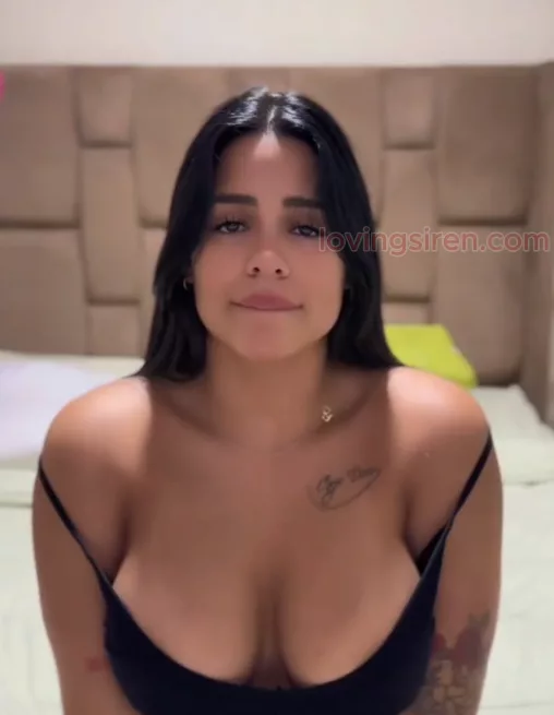 MEDICENVERO – QUIERO QUE ME VEAS DESNUDITA ONLYFANS XXX