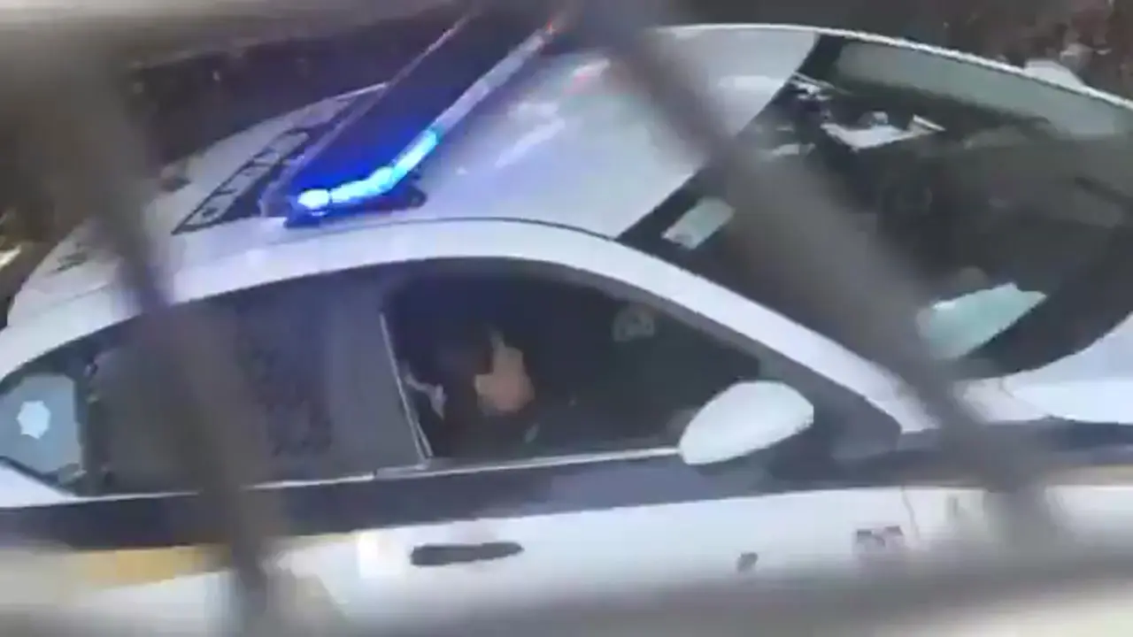 VIDEO VIRAL DE LA MUJER POLICÍA MASTURBADA EN LA PATRULLA