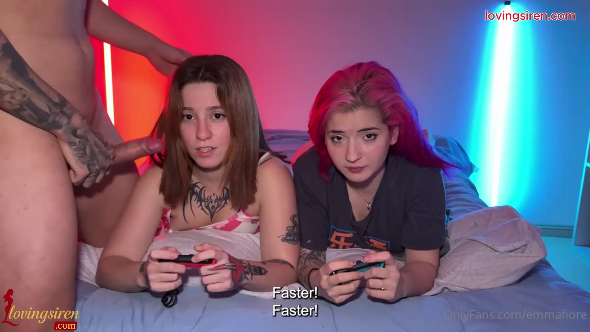 BRUJITA.ROJA Y EMMA FIORE – GAMEPLAY Y SEXO – TRIOXXX