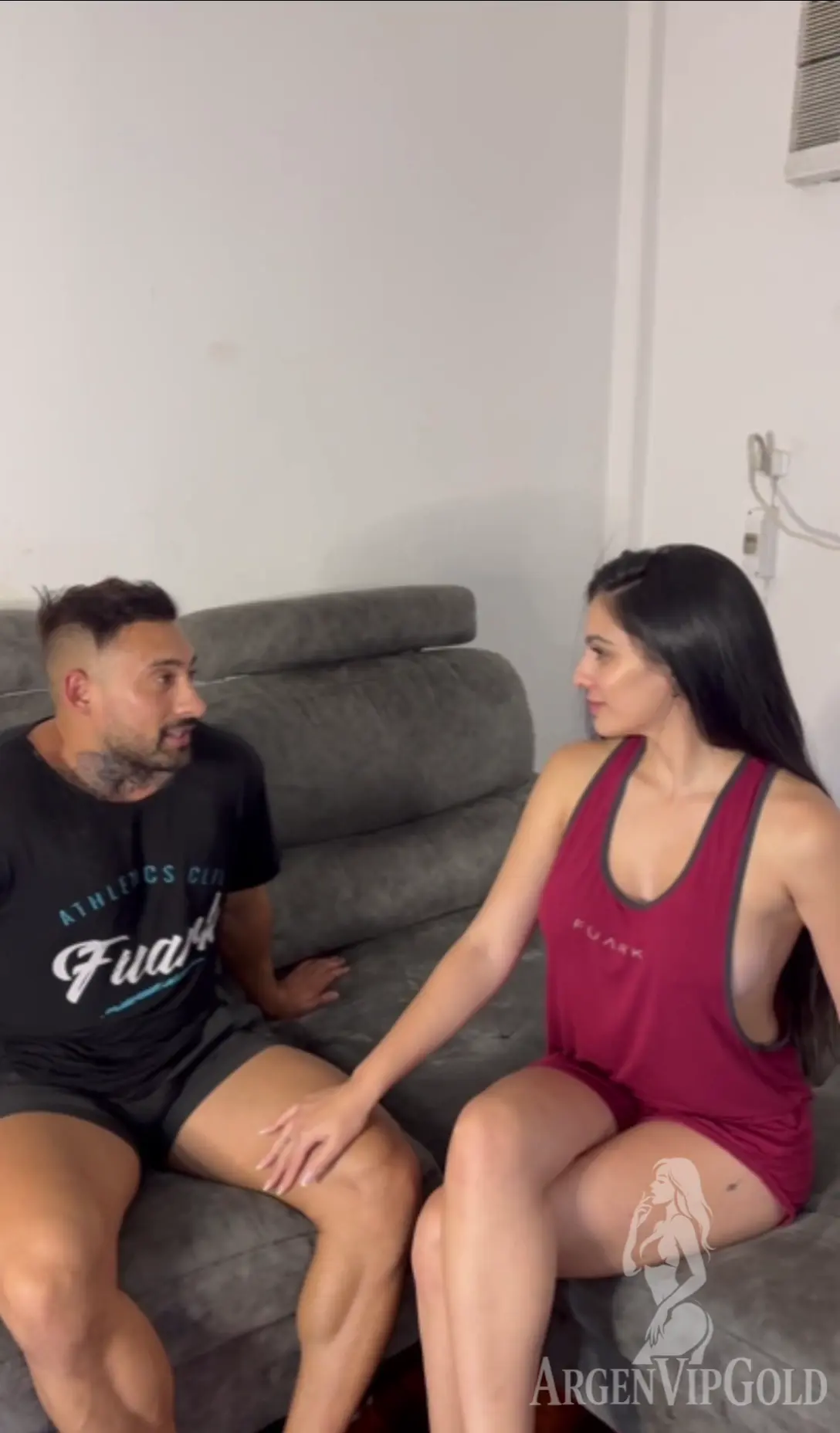 LULITAHH – ME FOLLO AL AMIGO DE MI NOVIO