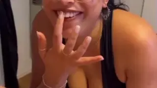 JESY FUX – TE ENSEÑO COMO CHUPAR VAGINA